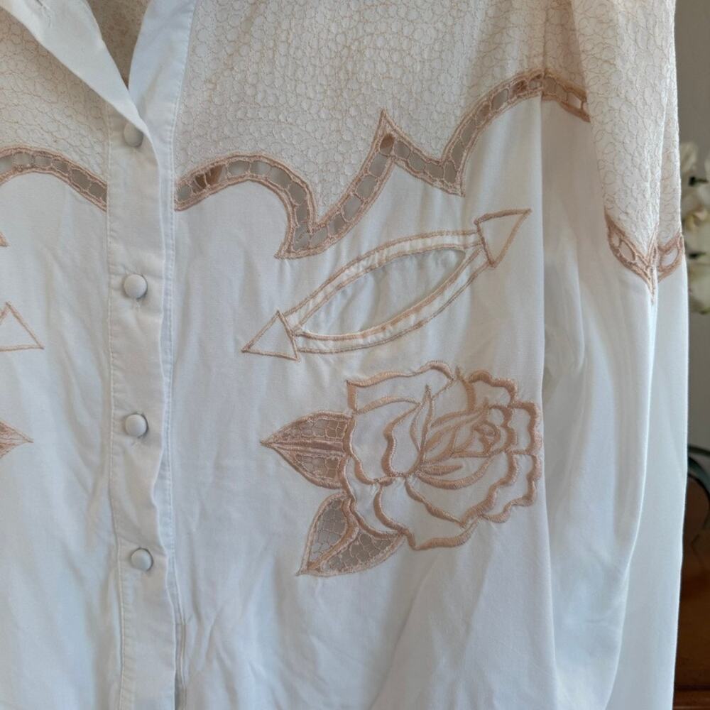 Jen's Pirate Booty Jolene Western Button Down Top Bone White Size M NWT - Picture 3 of 14